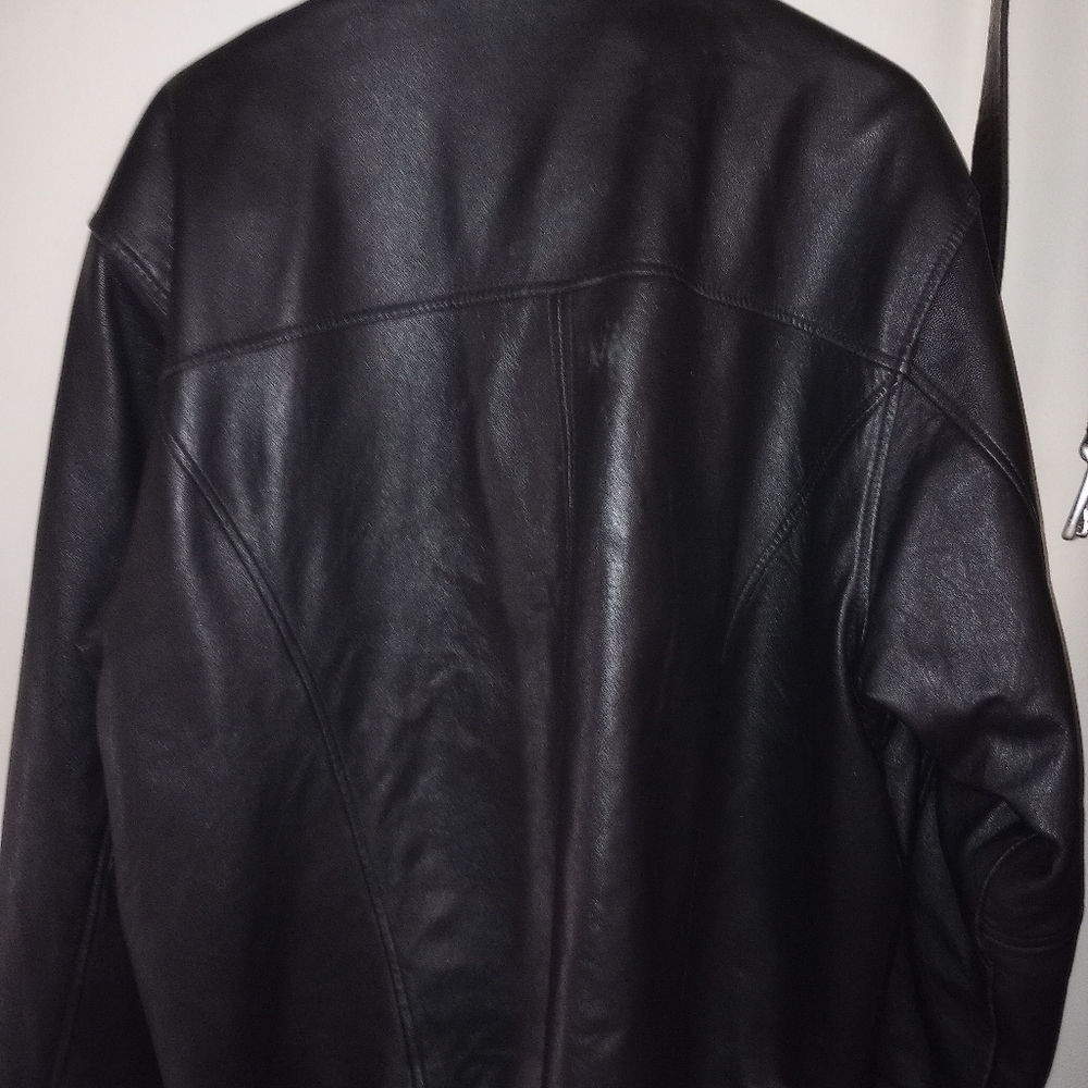 Leather jacket - Picture 3 of 4